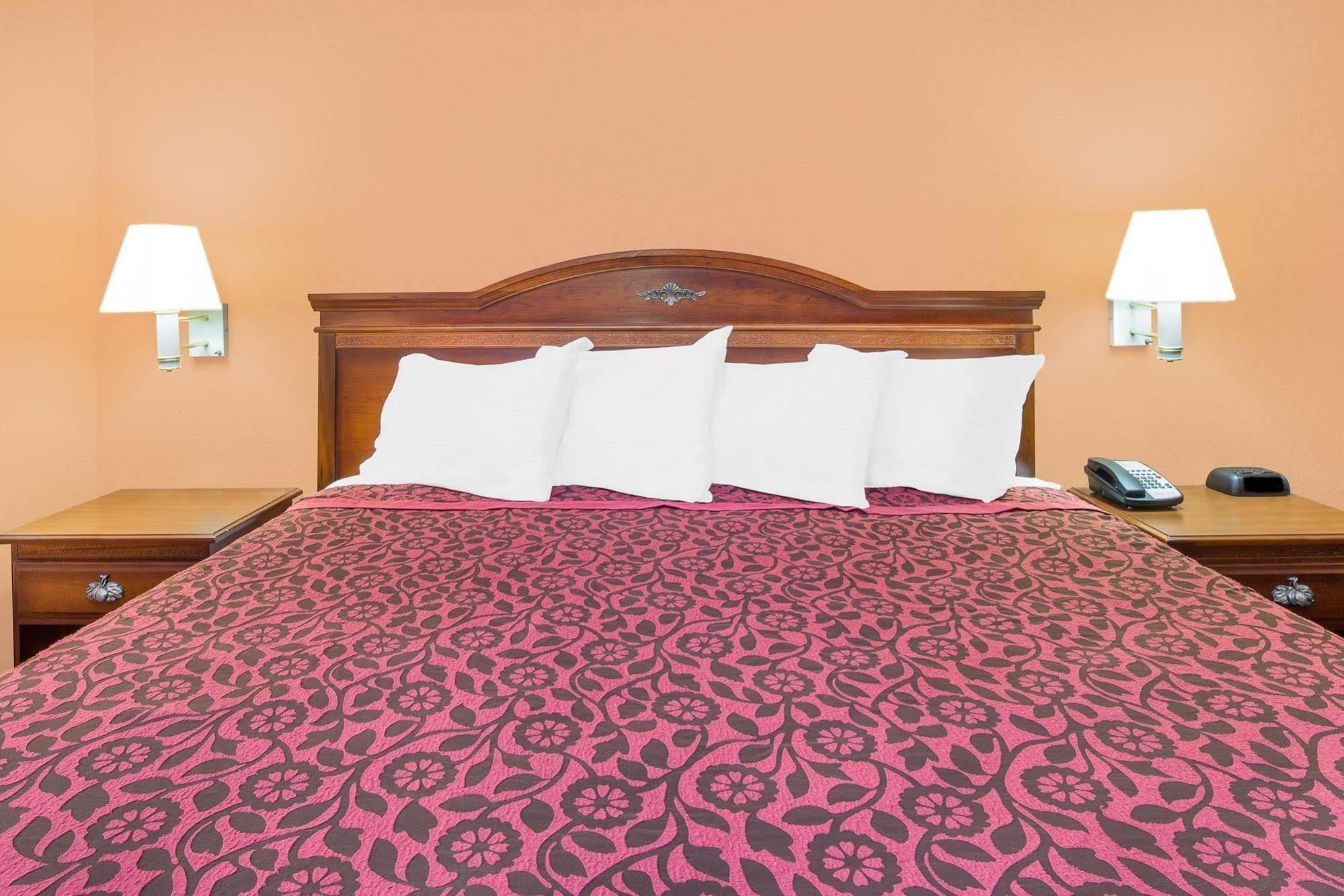 America Best Value Inn Kosciusko Bagian luar foto